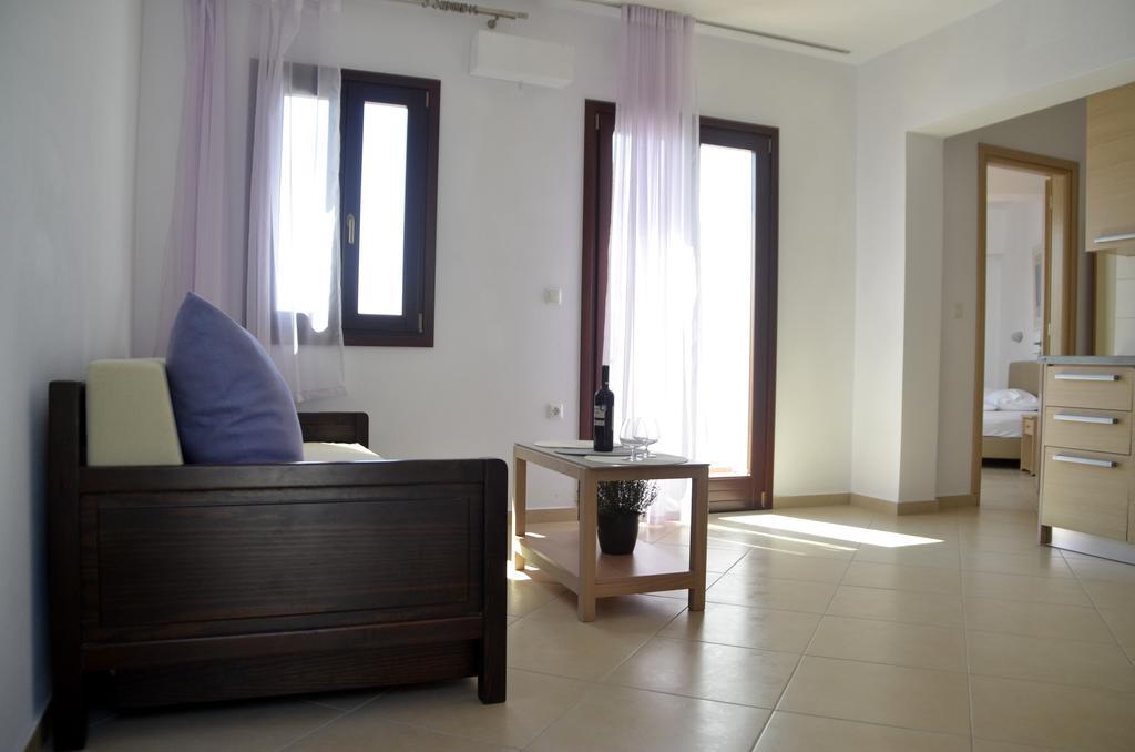 Alex Mike Apartment Agia Anna  Ngoại thất bức ảnh